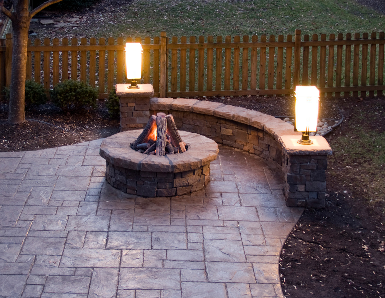Stamped Concrete Patio With Fire Pit, Can I Put A Fire Pit On My Concrete Patio