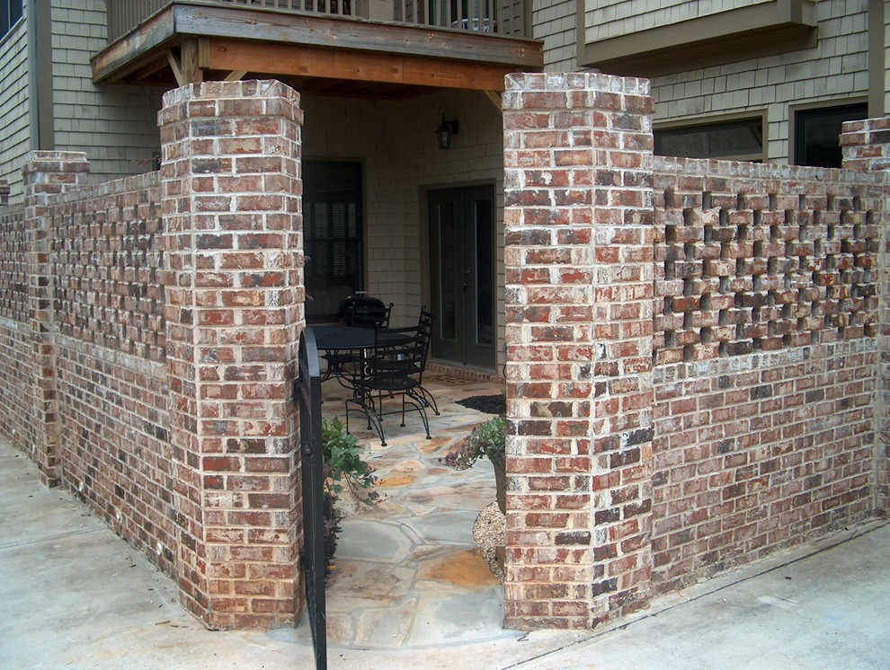 Idee per un patio o portico shabby-chic style