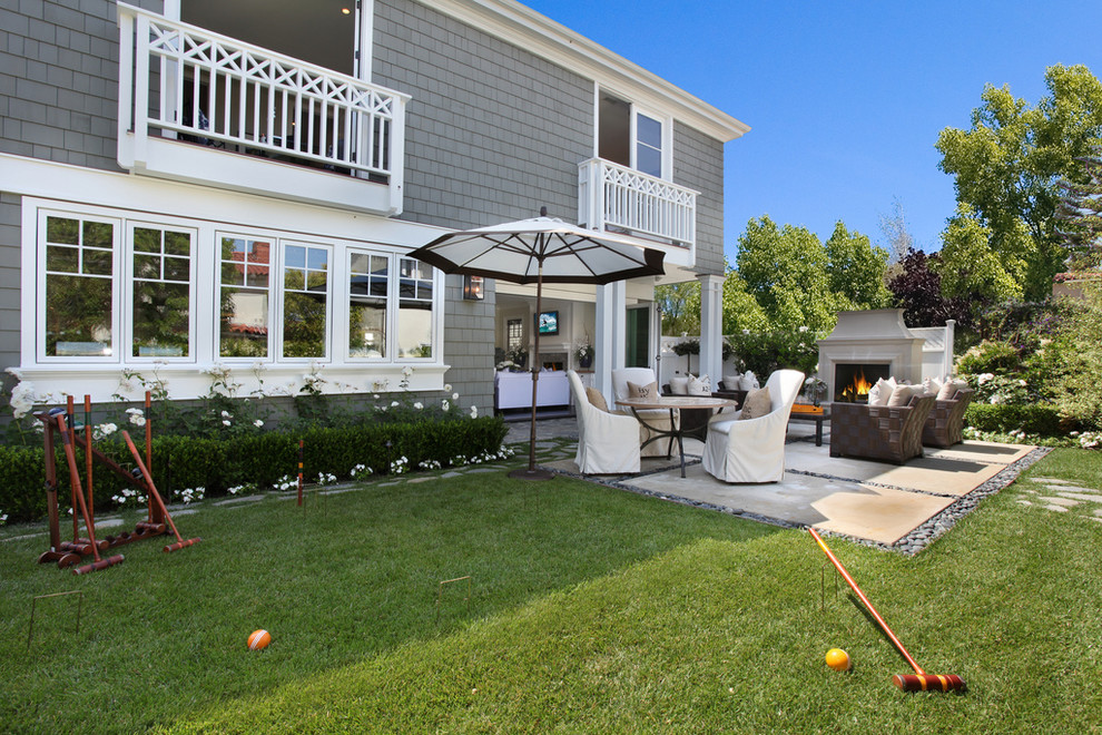 Inspiration for a beach style patio in Orange County.