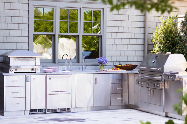 The Hamptons Outdoor Kitchen - Traditional - Patio - Chicago - by ...