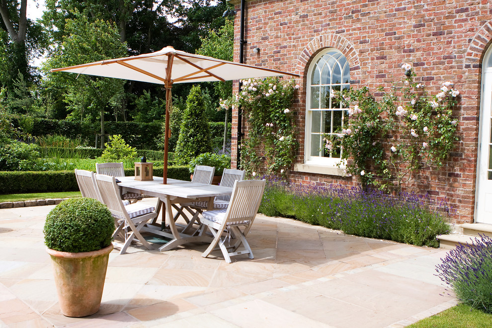 Inspiration for a classic patio in Manchester.