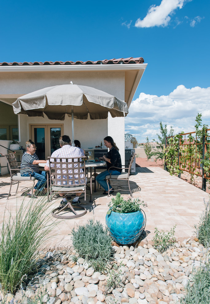 Thomas Project Southwestern Patio Albuquerque by Serquis