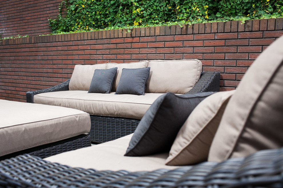 Toja Patio Furniture Tuscan Couch Set Red Brick Wall Patio