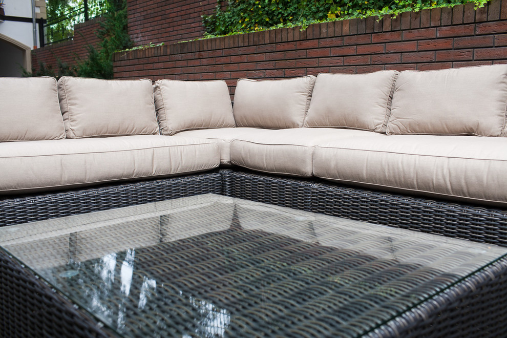 Toja Patio Furniture Tuscan Sectional Set Red Brick Wall Patio