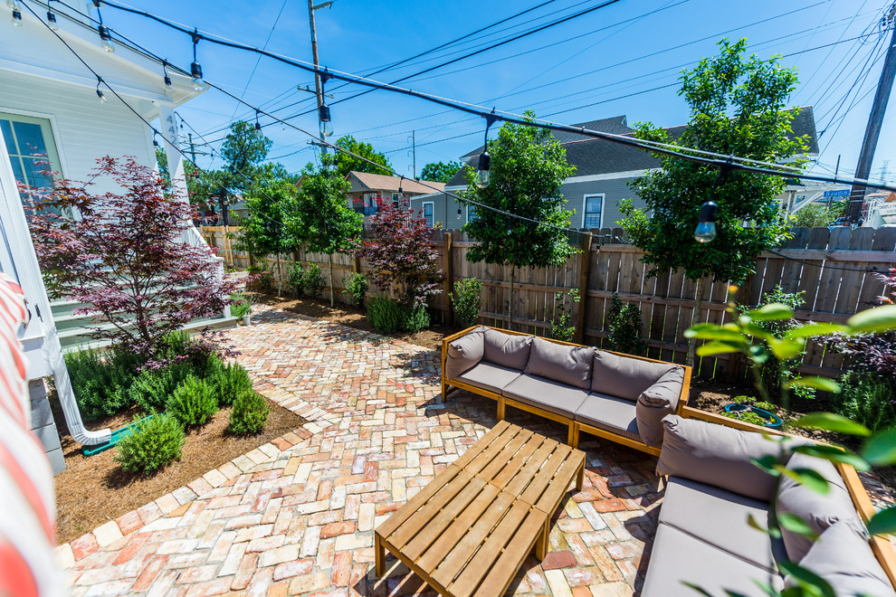 Traditional MidCity Traditional Patio New Orleans by Mullin