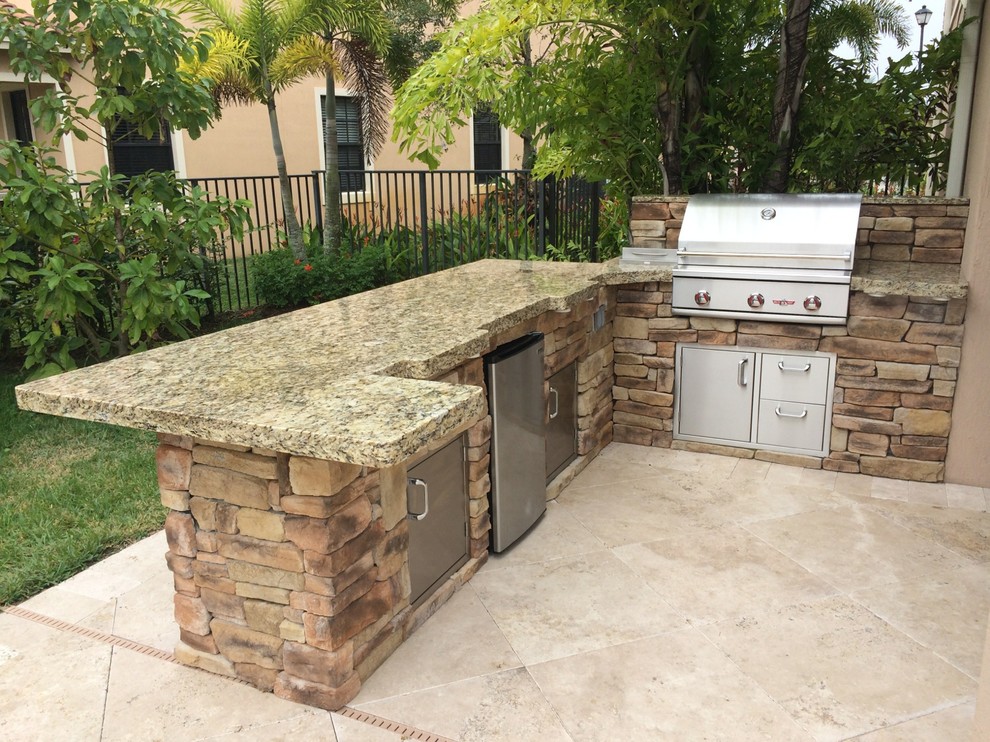 Traditional Naples Outdoor Kitchen - Rustic - Patio - Tampa - by Tri ...