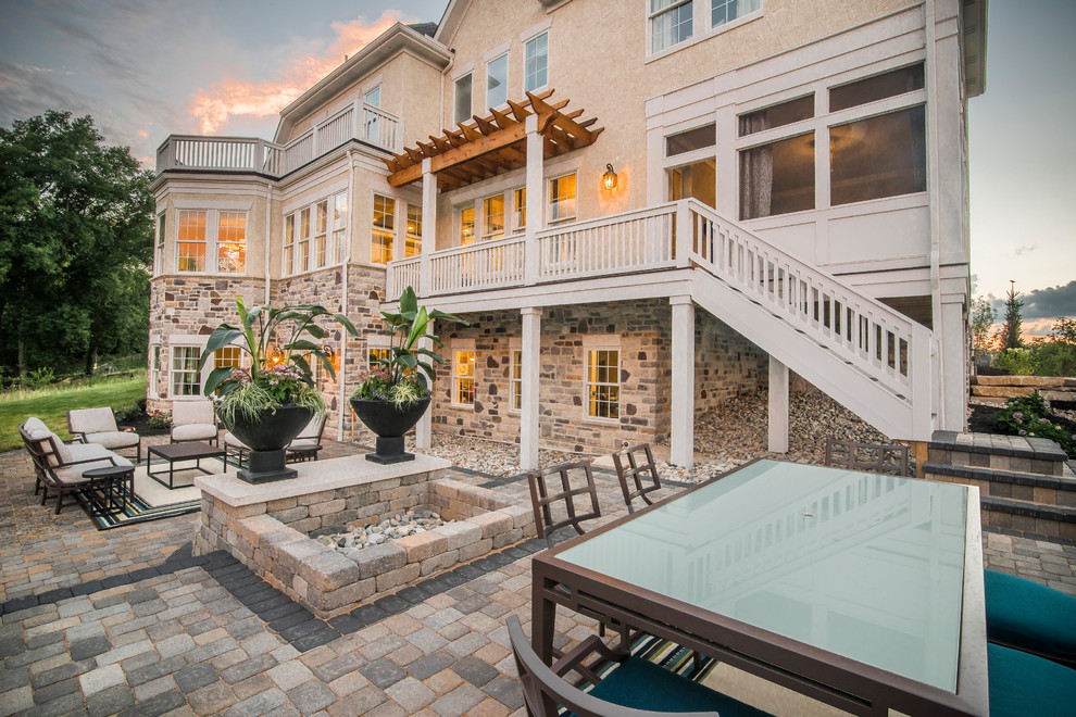 Trail's End Parade Home 2014 Traditional Patio Columbus by