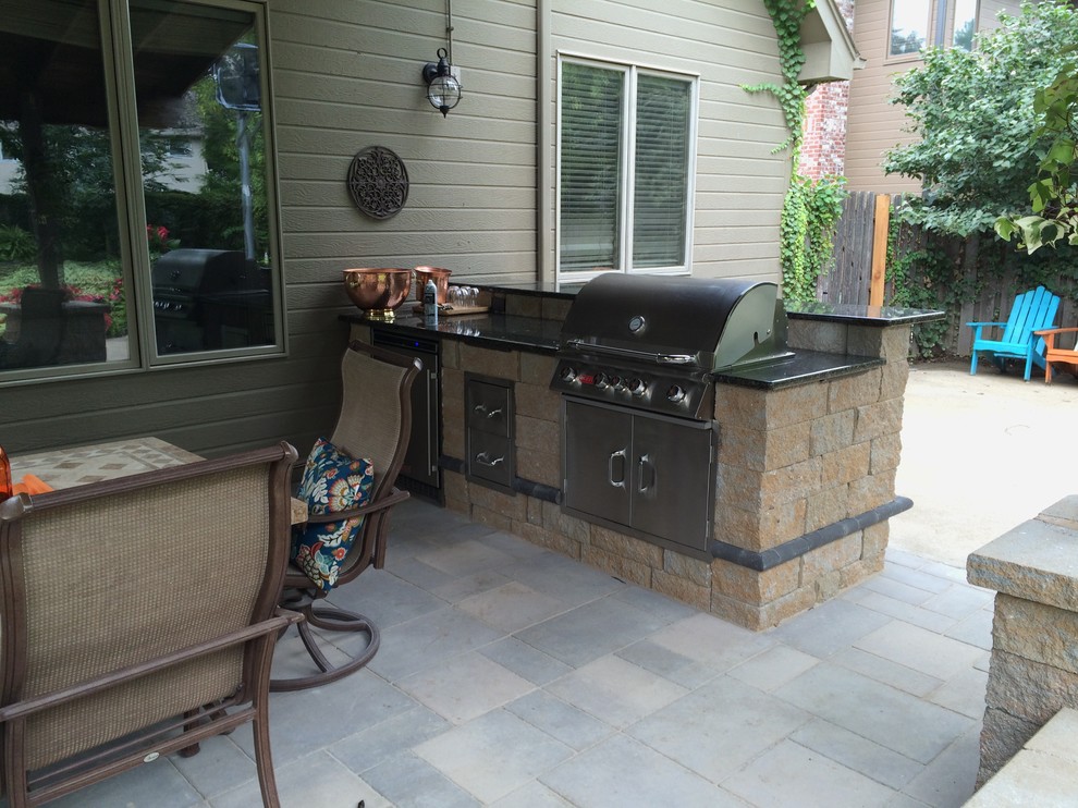 Transitional Backyard Outdoor Kitchen & Firepit Traditional Patio