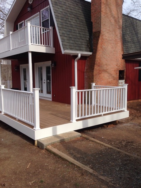 Trex Beach Dune Composite Deck With White Polyrail And Azek Fascia Traditional Courtyard Dc Metro By Ss Creative Concepts Houzz