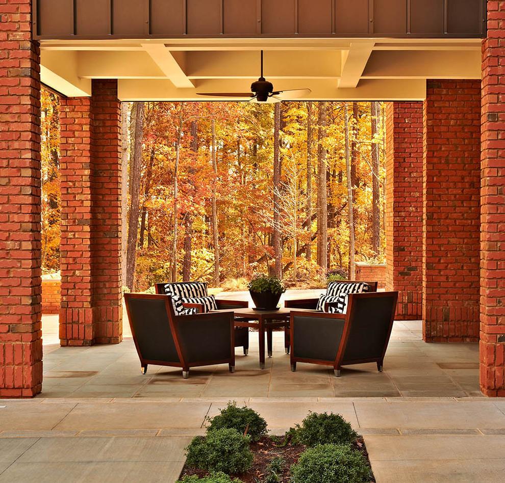 Design ideas for a contemporary back patio in Raleigh.