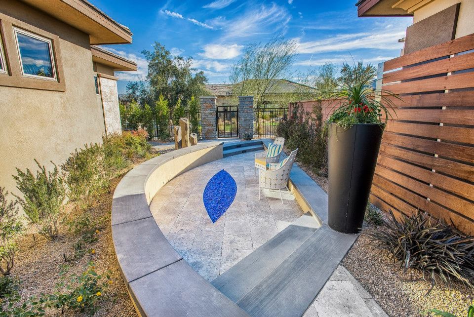 Trilogy at the Polo Club by Shea Homes Contemporary Patio Los