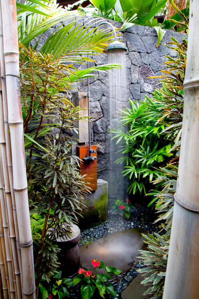 Inspiration for a world-inspired patio in Hawaii with an outdoor shower.