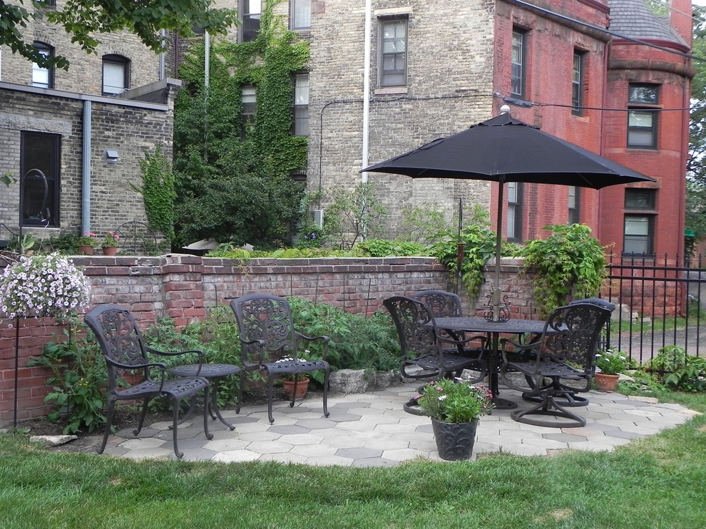 Twin Cities MN Traditional Patio Minneapolis by Living Space