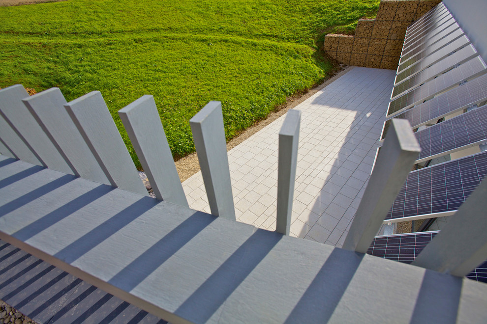 Moderner Patio in Gloucestershire