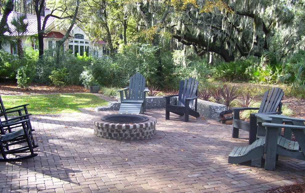 Immagine di un patio o portico tradizionale