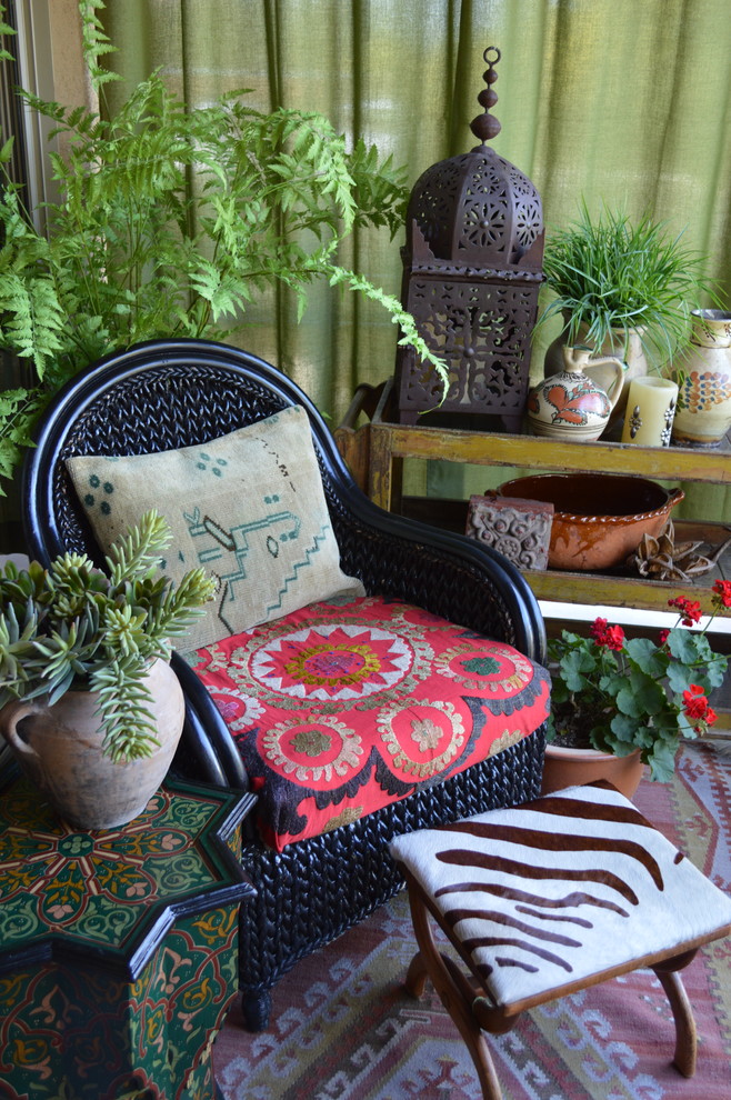 Inspiration for a small eclectic backyard concrete patio remodel in Phoenix
