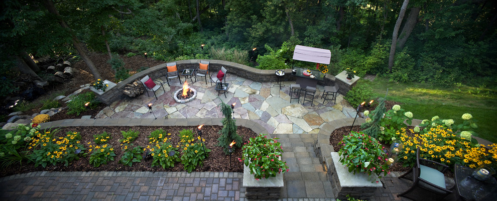 Inspiration for a contemporary patio remodel in Minneapolis
