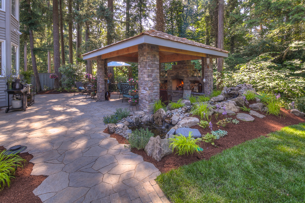 Vike Traditional Patio Portland by Paradise