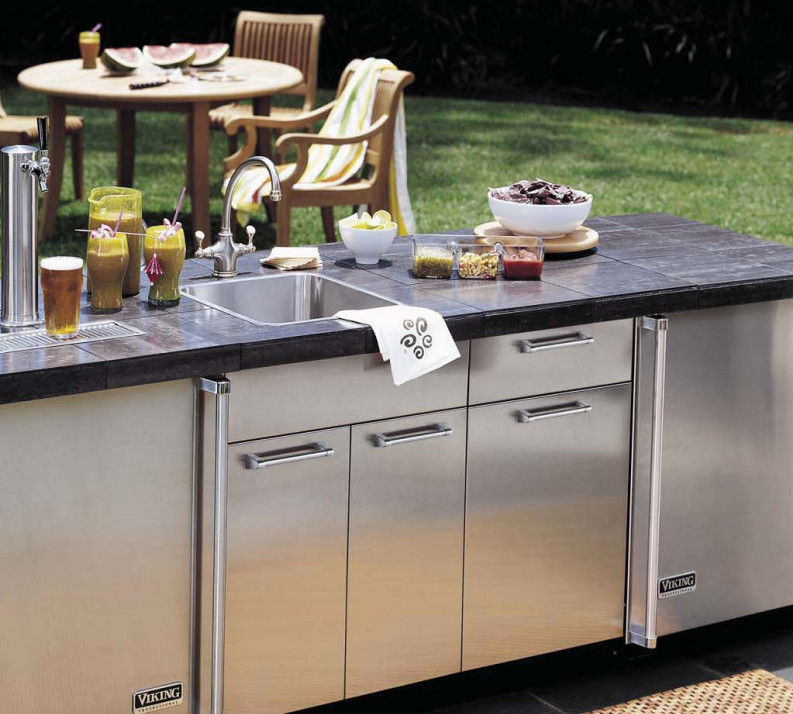 Viking Outdoor Cooking Inspiration Traditional Patio New York