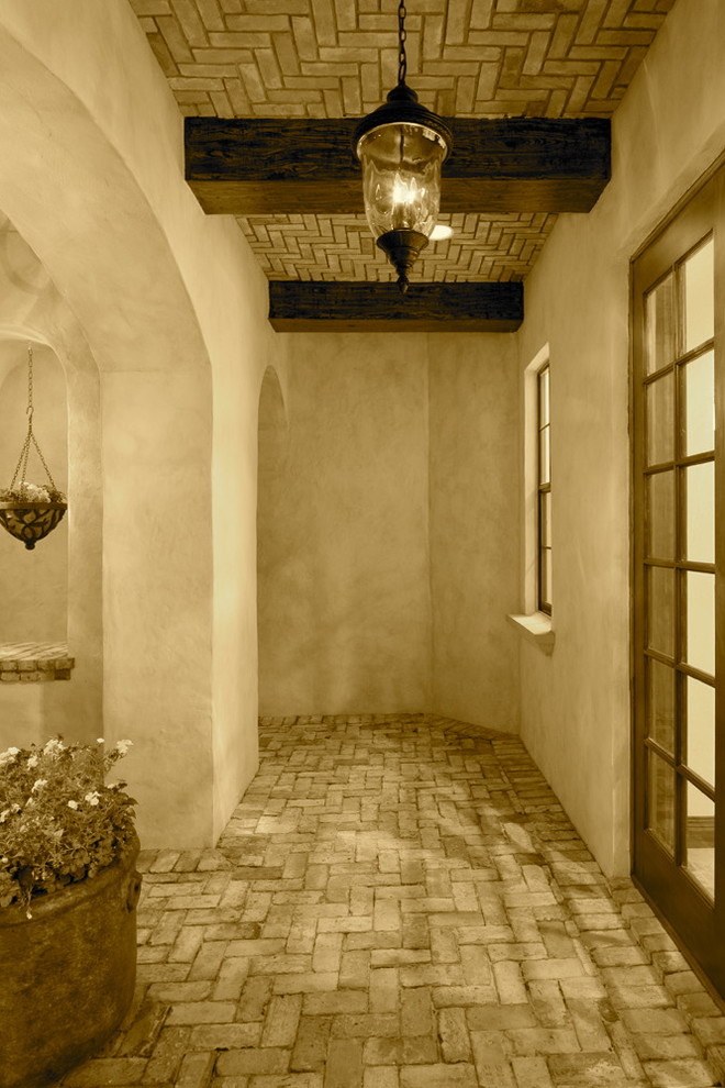 Пример оригинального дизайна: двор в средиземноморском стиле