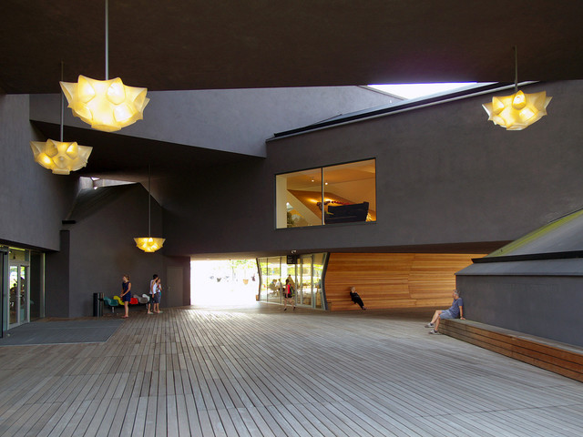 Vitrahaus Modern Patio New York Von John Hill Houzz