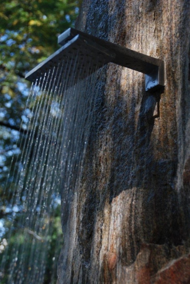 Inspiration for a rustic outdoor patio shower remodel in Detroit