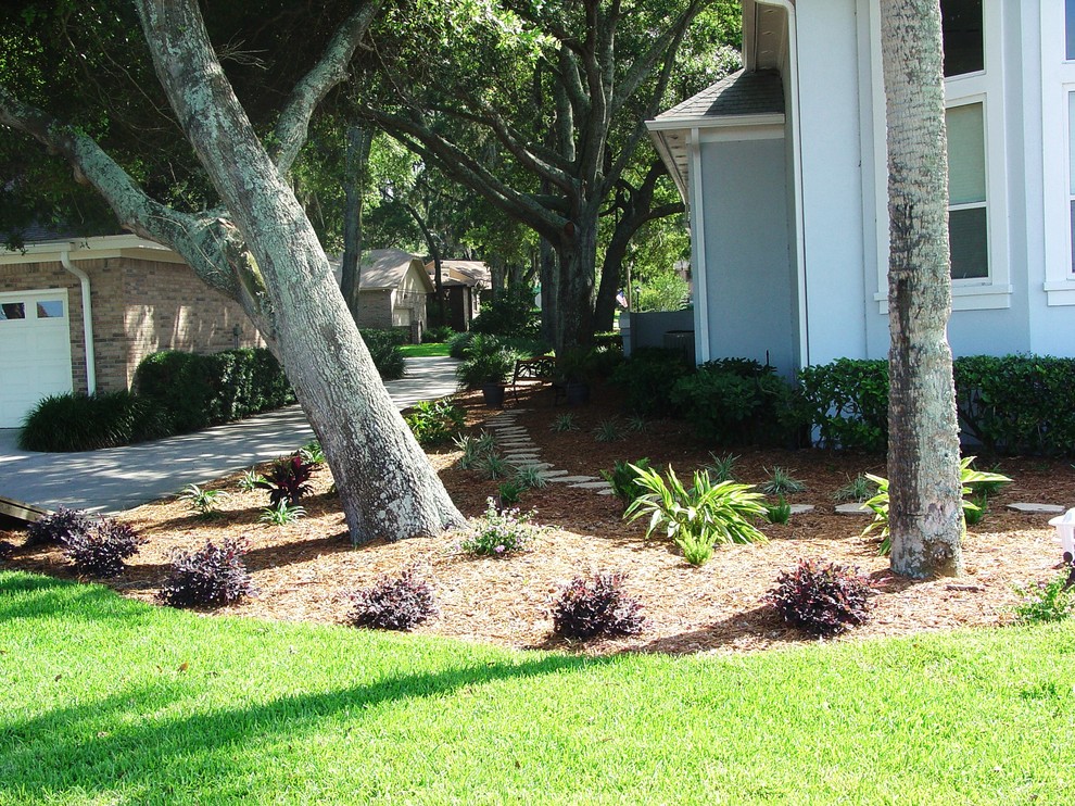 Photo of a modern landscaping in Jacksonville.