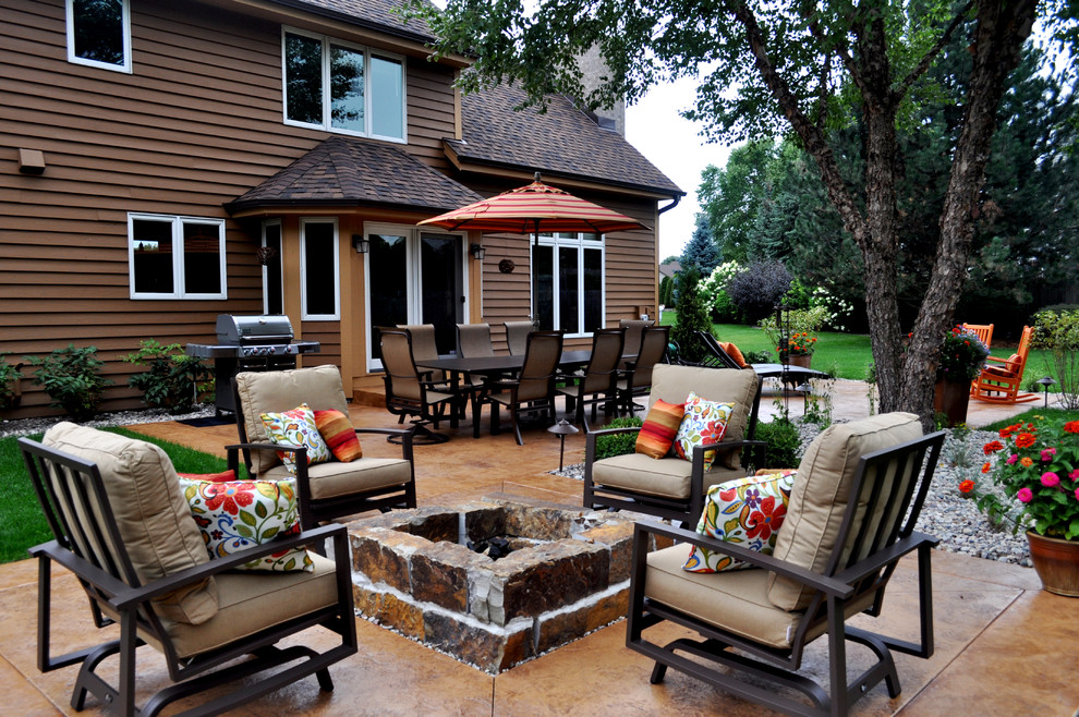 Waukesha Residence Contemporary Patio Milwaukee by Bret