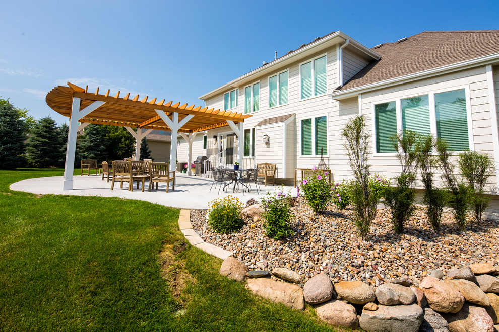 West Des Moines Custom Pergola Contemporary Patio Other by