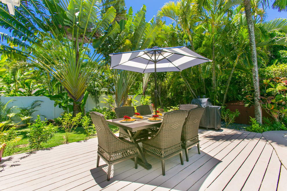 Inspiration for a mid-sized coastal backyard patio kitchen remodel in Hawaii with decking and no cover