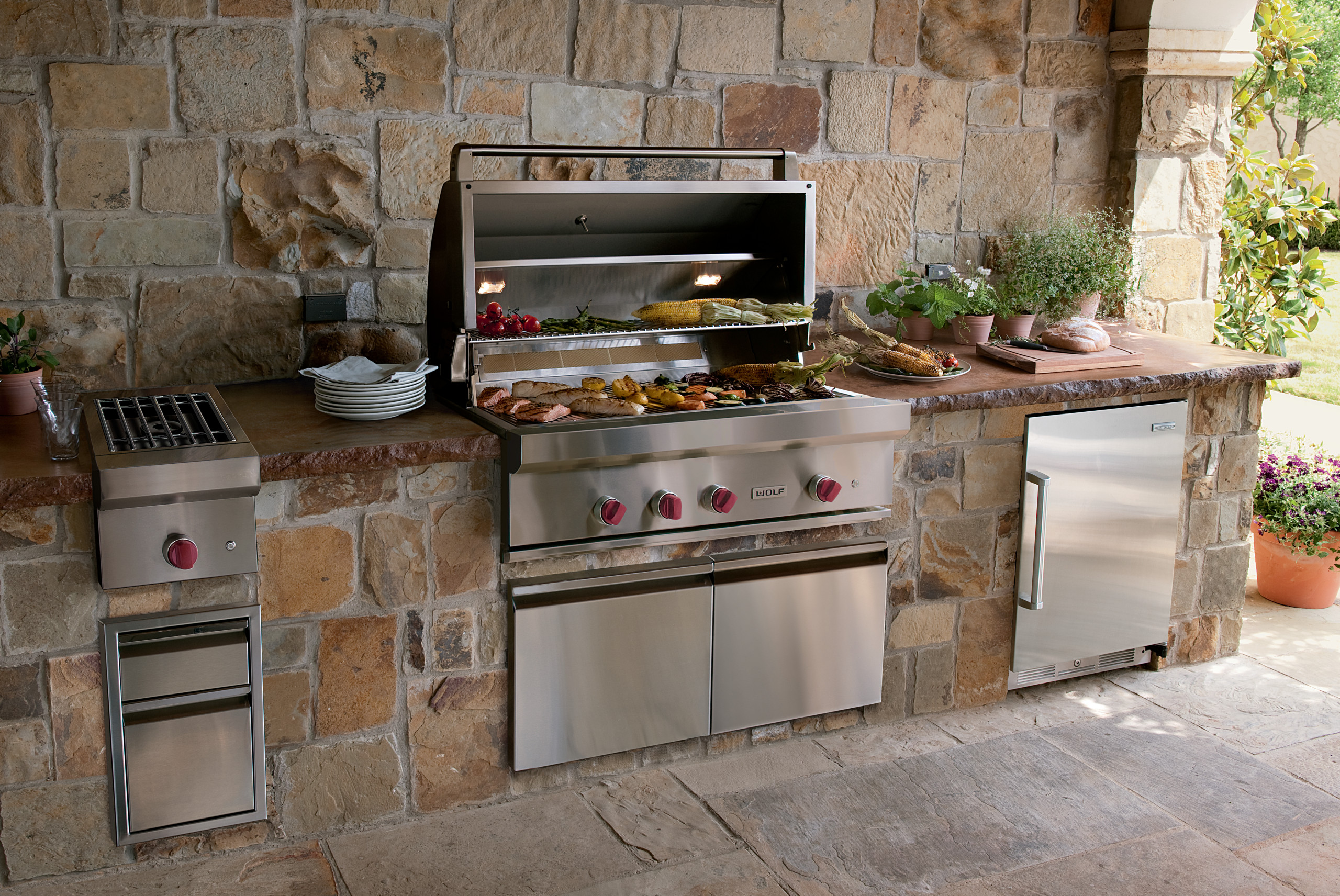 Wolf 42" Outdoor Gas Grill, Stainless Steel Natural Gas | OG42 -  Mediterranean - Patio - Los Angeles - by Universal Appliance and Kitchen  Center | Houzz