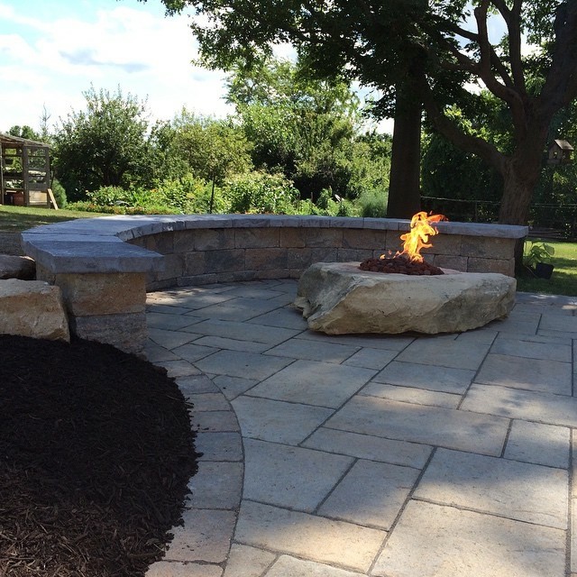 Example of a mountain style patio design in Cleveland