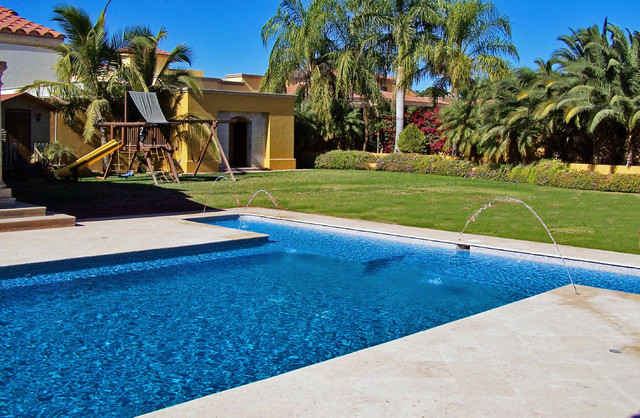 Alberca con fuente - Traditional - Pool - Other - by Albercas y Spa de  Sonora SA de CV | Houzz AU