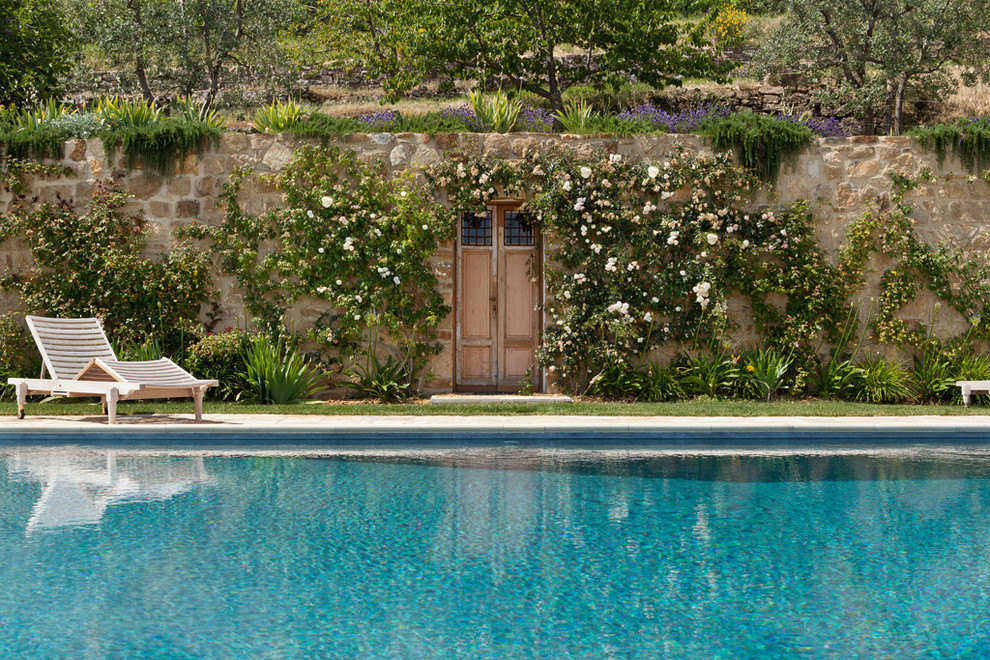 Example of a cottage pool design in Florence
