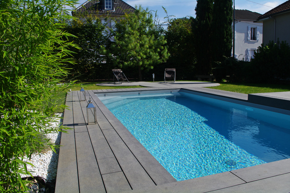 Immagine di una piscina minimal