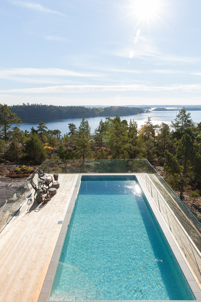 Источник вдохновения для домашнего уюта: бассейн в скандинавском стиле