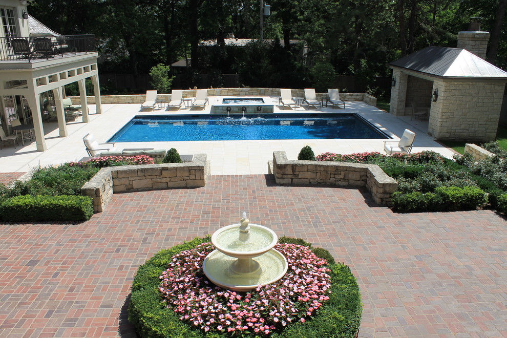 2014 Traditional Pool Kansas City by Banks Pool & Spa Design