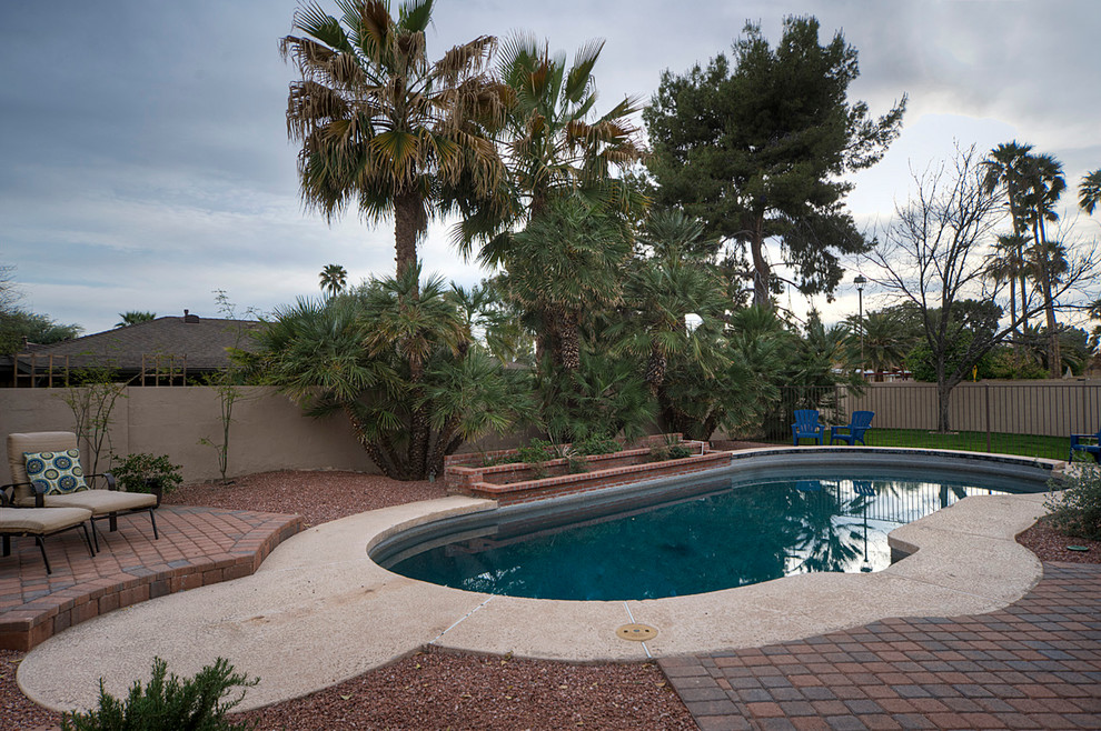 8343 E Via De Encanto Traditional Pool Phoenix by The Matheson