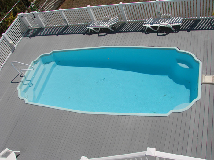 Example of an island style pool design in Wilmington