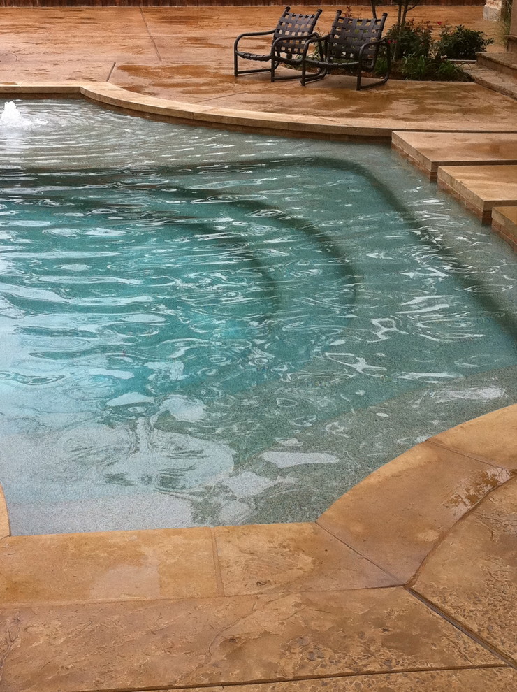 ACTON RESIDENCE Contemporary Pool Dallas by FineLines Design