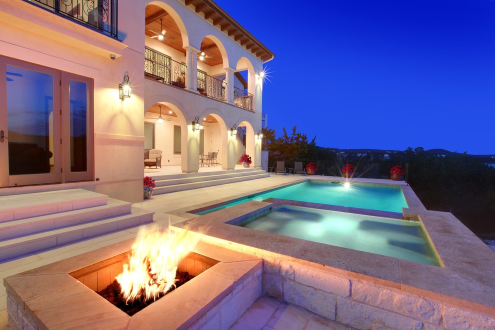 Photo of a traditional swimming pool in Austin.