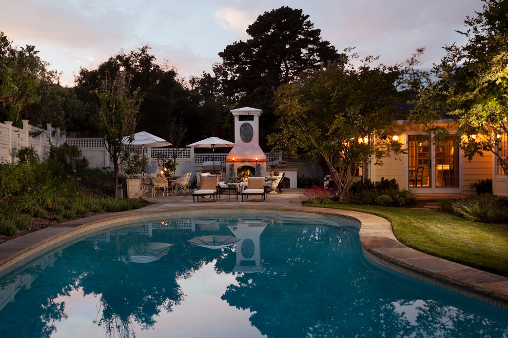 Example of a classic pool design in Santa Barbara