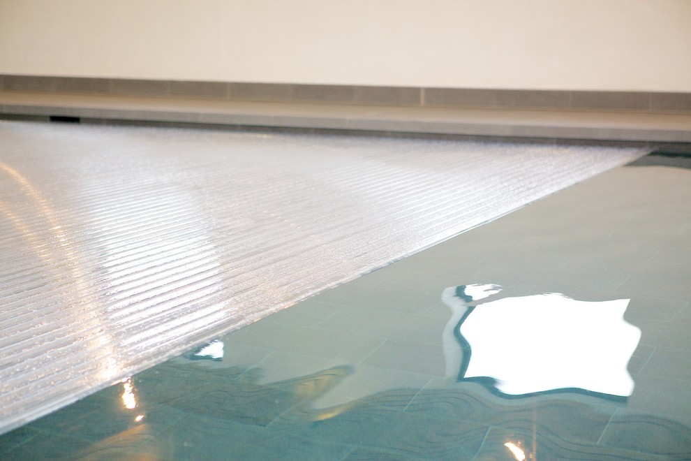 Inspiration for a contemporary pool remodel in London