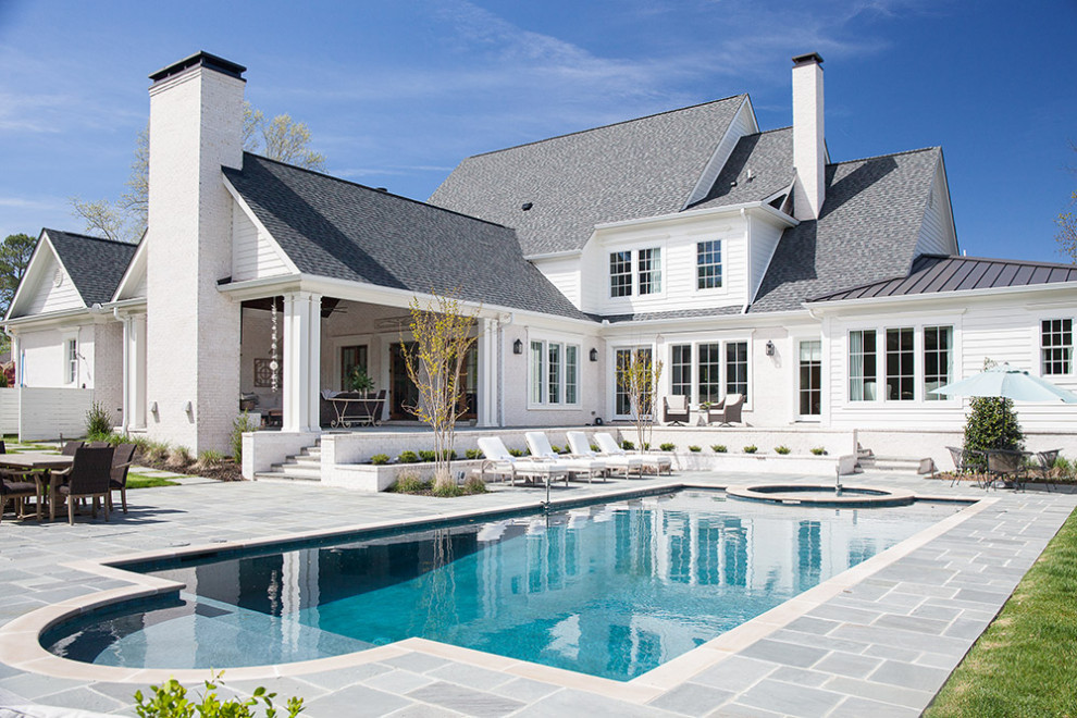 Photo of a classic back custom shaped swimming pool in Nashville.