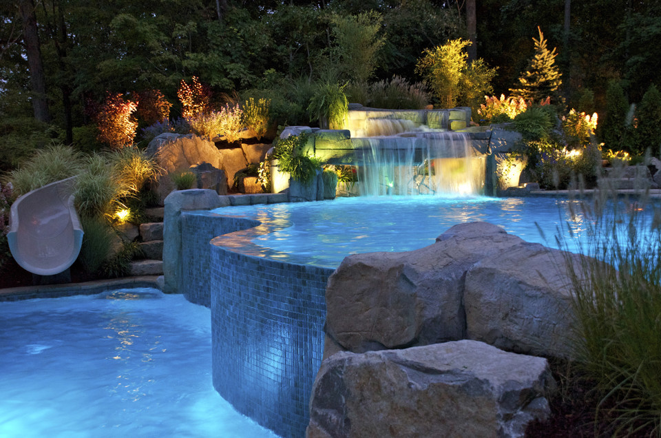 Example of a trendy pool design in New York