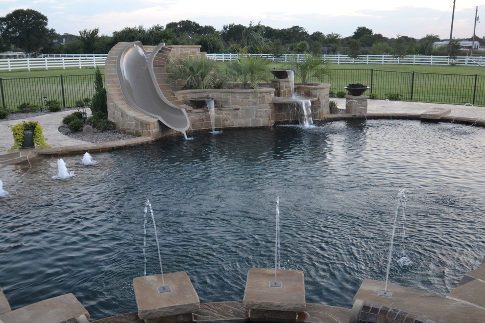 Bartonville Project Contemporary Pool Dallas by Mike Farley