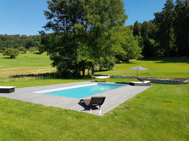 Beton- Folienbecken 10,00 x 4,00 x 1,50 m in hellgrau - Mediterran