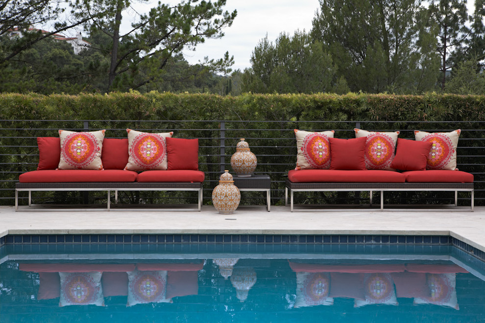 Eclectic rectangular pool photo in Los Angeles