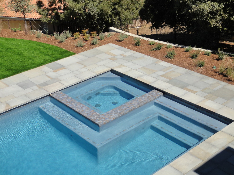 Bluestone pool decking - Modern - Pool - San Francisco - by MV Masonry ...