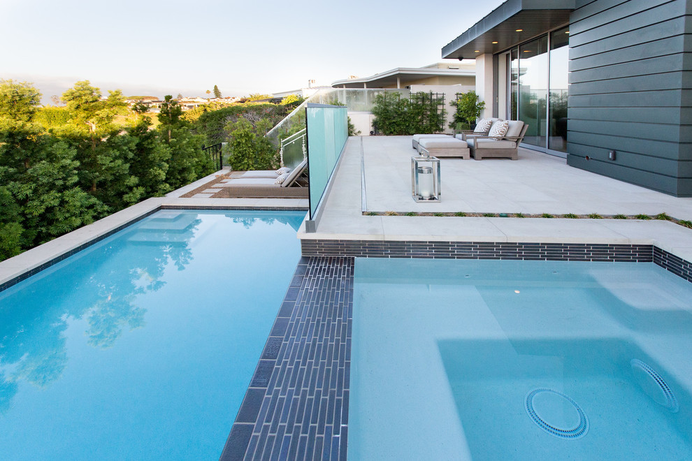 Cameo Shores 1 Transitional Pool Los Angeles by Garden Studio
